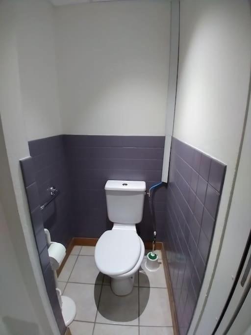 Comme A La Maison ! Chavanoz Kültér fotó